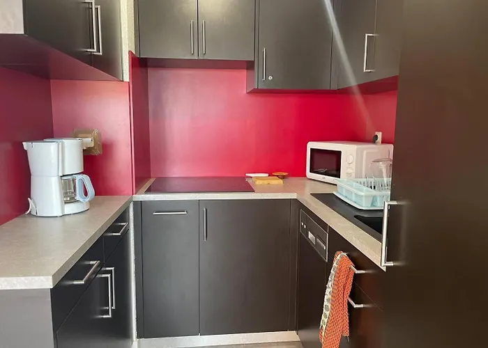 Apartment 057 3 Pieces - Avec Piscine - Proche Mole